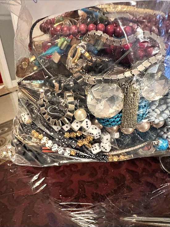 Jewelry - Craft, Repurpose Mixed Jewelry Lot Silver & Gold